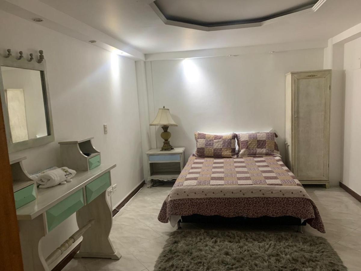 Hotel Alcatraz Yarumal Екстер'єр фото