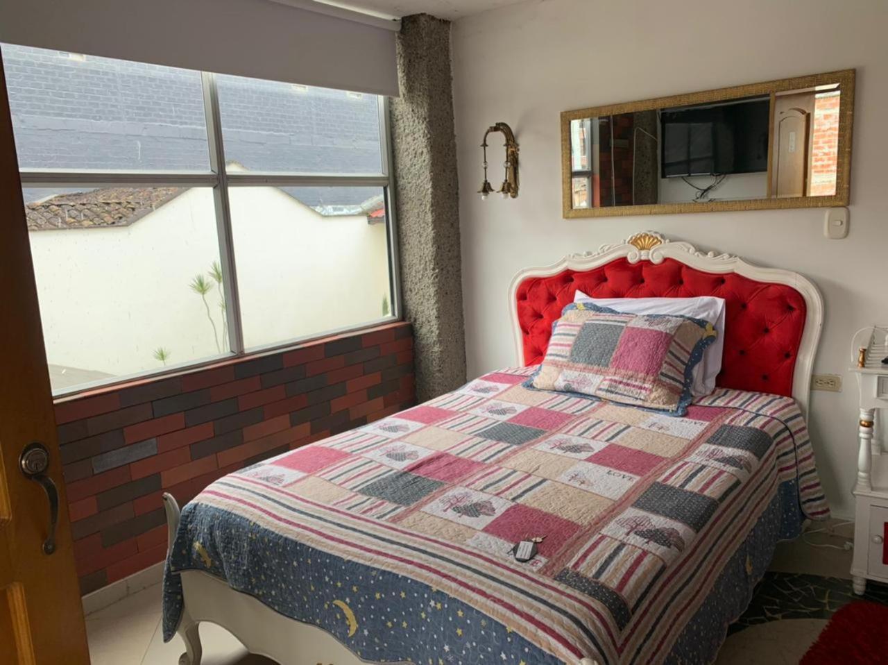 Hotel Alcatraz Yarumal Номер фото