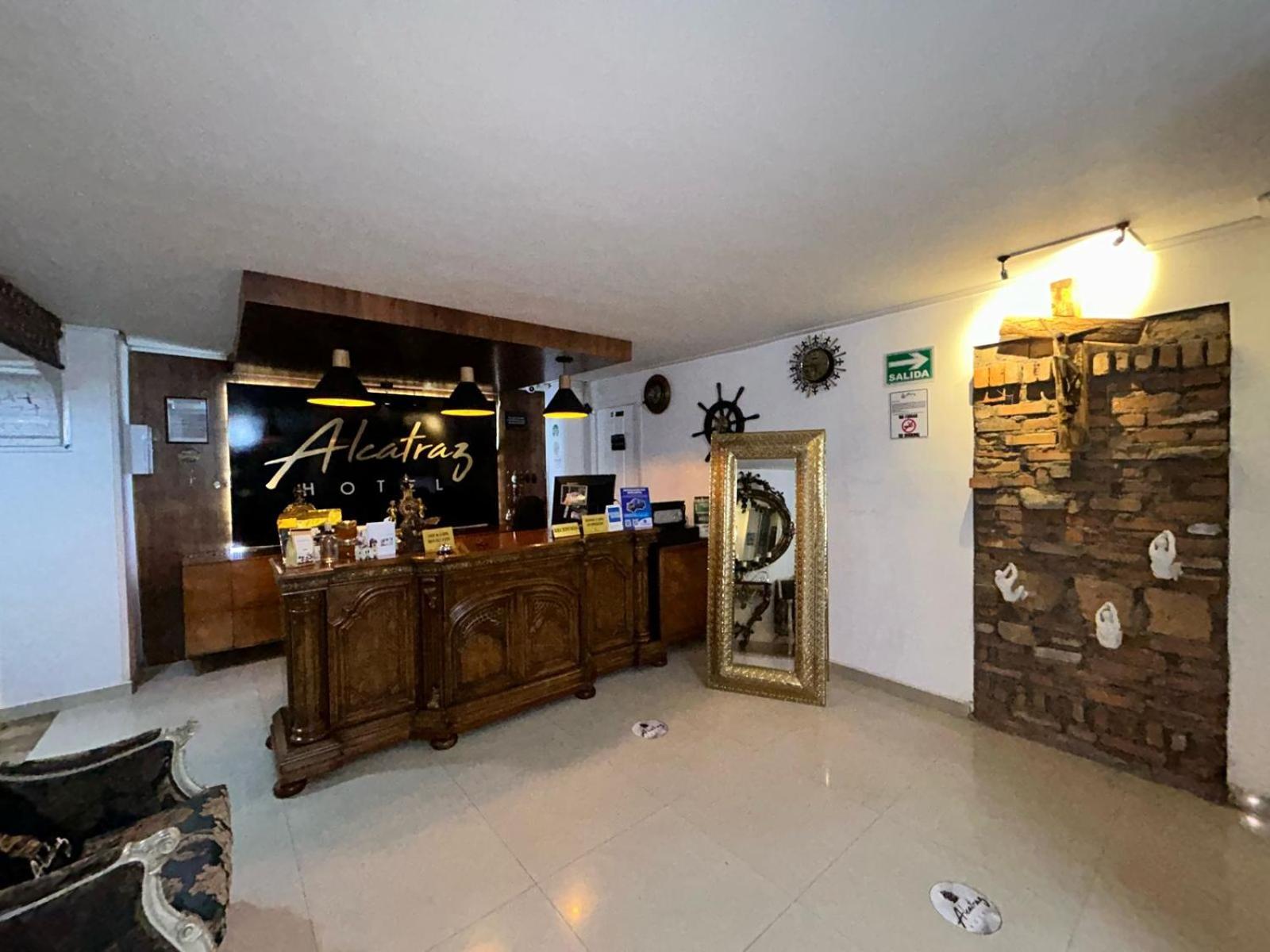 Hotel Alcatraz Yarumal Екстер'єр фото
